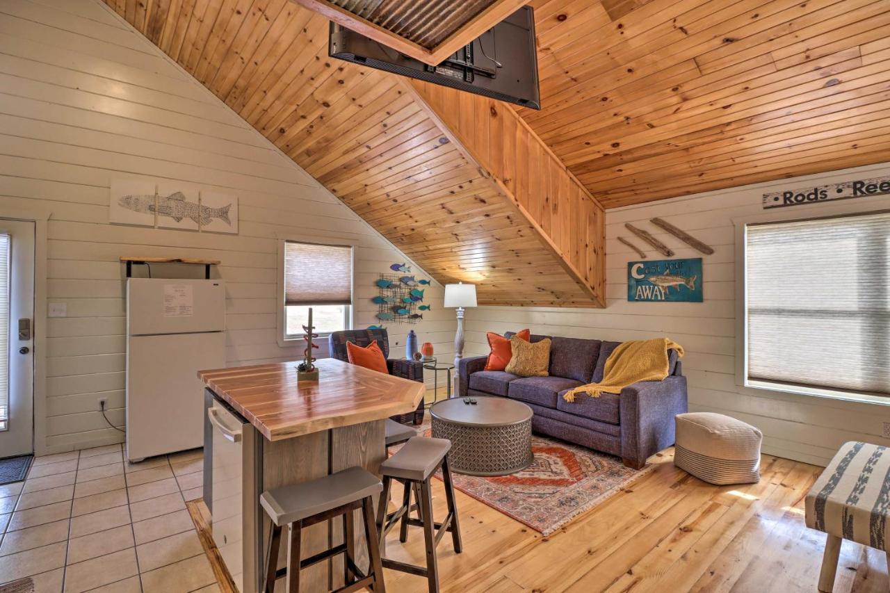 Pet-Friendly Studio With Loft And Mountain Views! Dış mekan fotoğraf