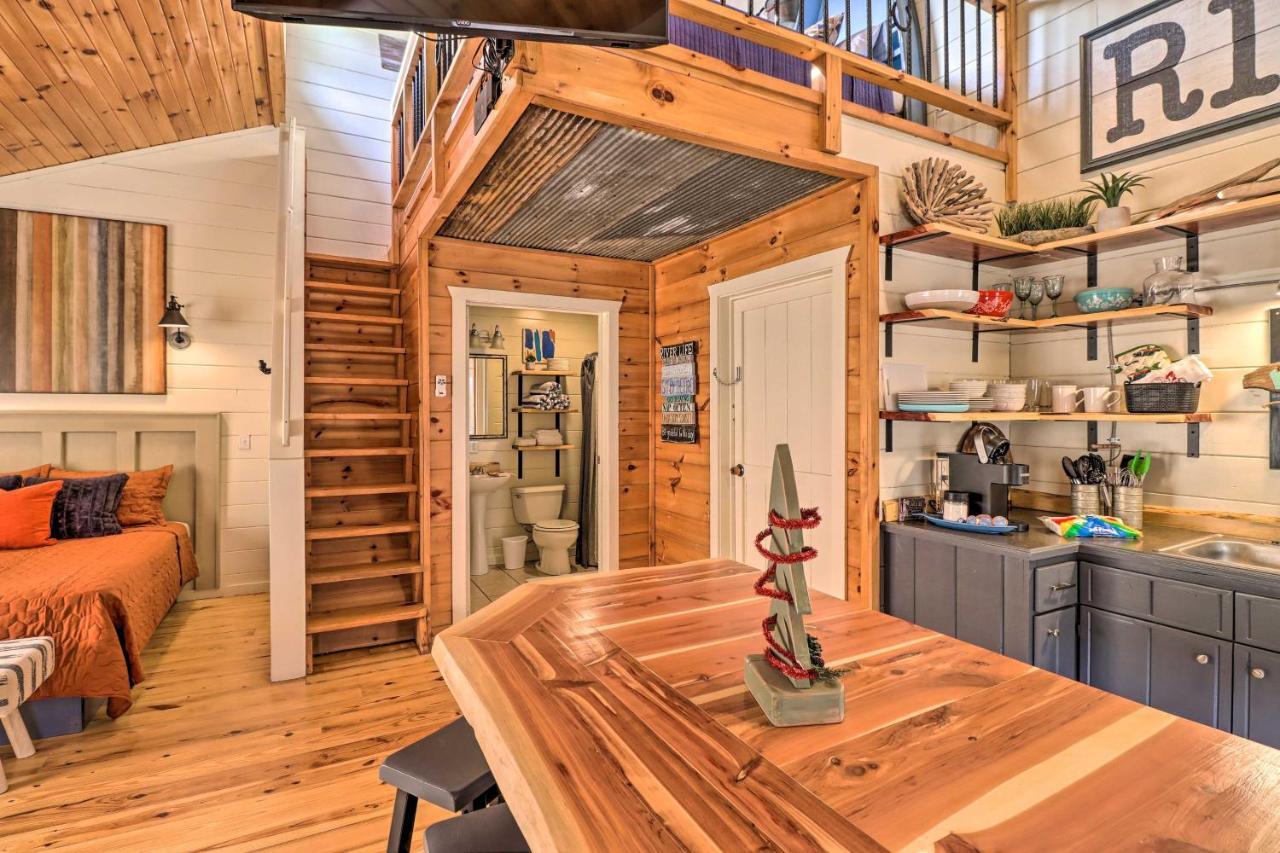 Pet-Friendly Studio With Loft And Mountain Views! Dış mekan fotoğraf